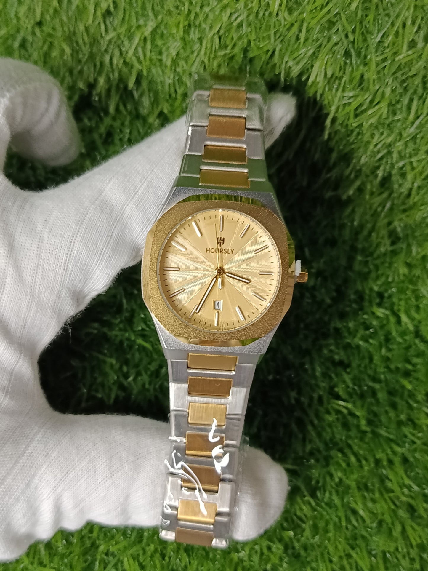 Hoursly Classic Men's Premium Wristwatch