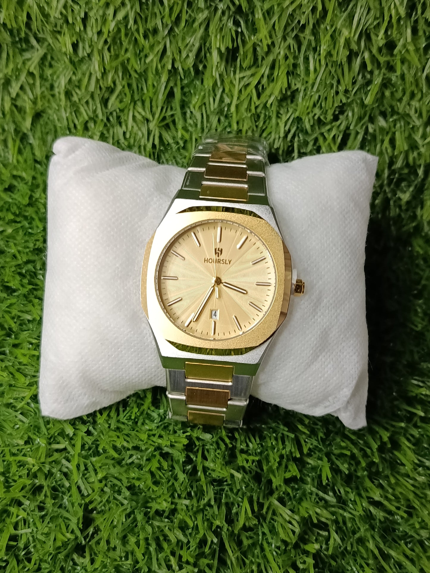 Hoursly Classic Men's Premium Wristwatch