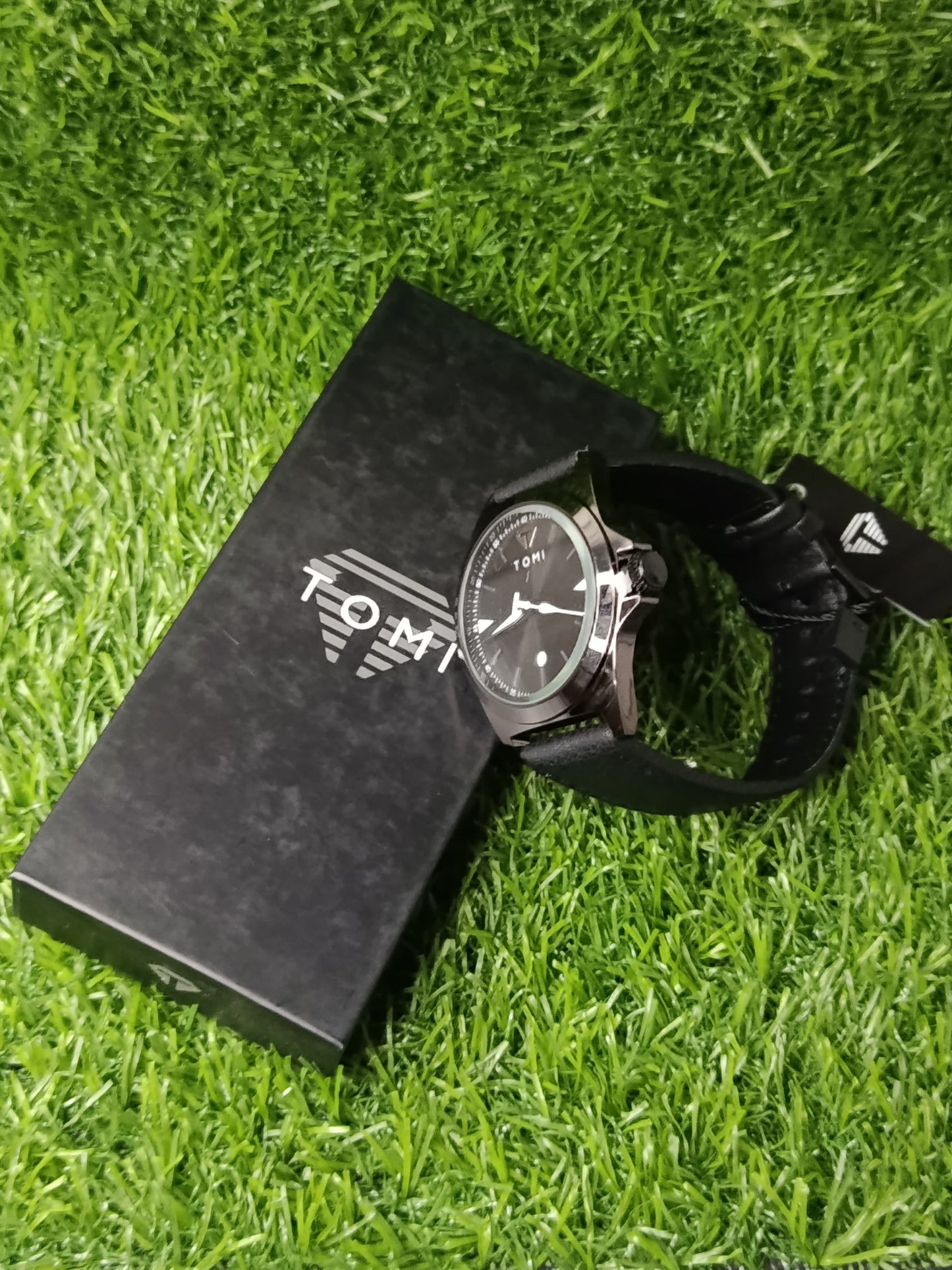 Tomi Men's Watch Stylish Analog Wristwatch