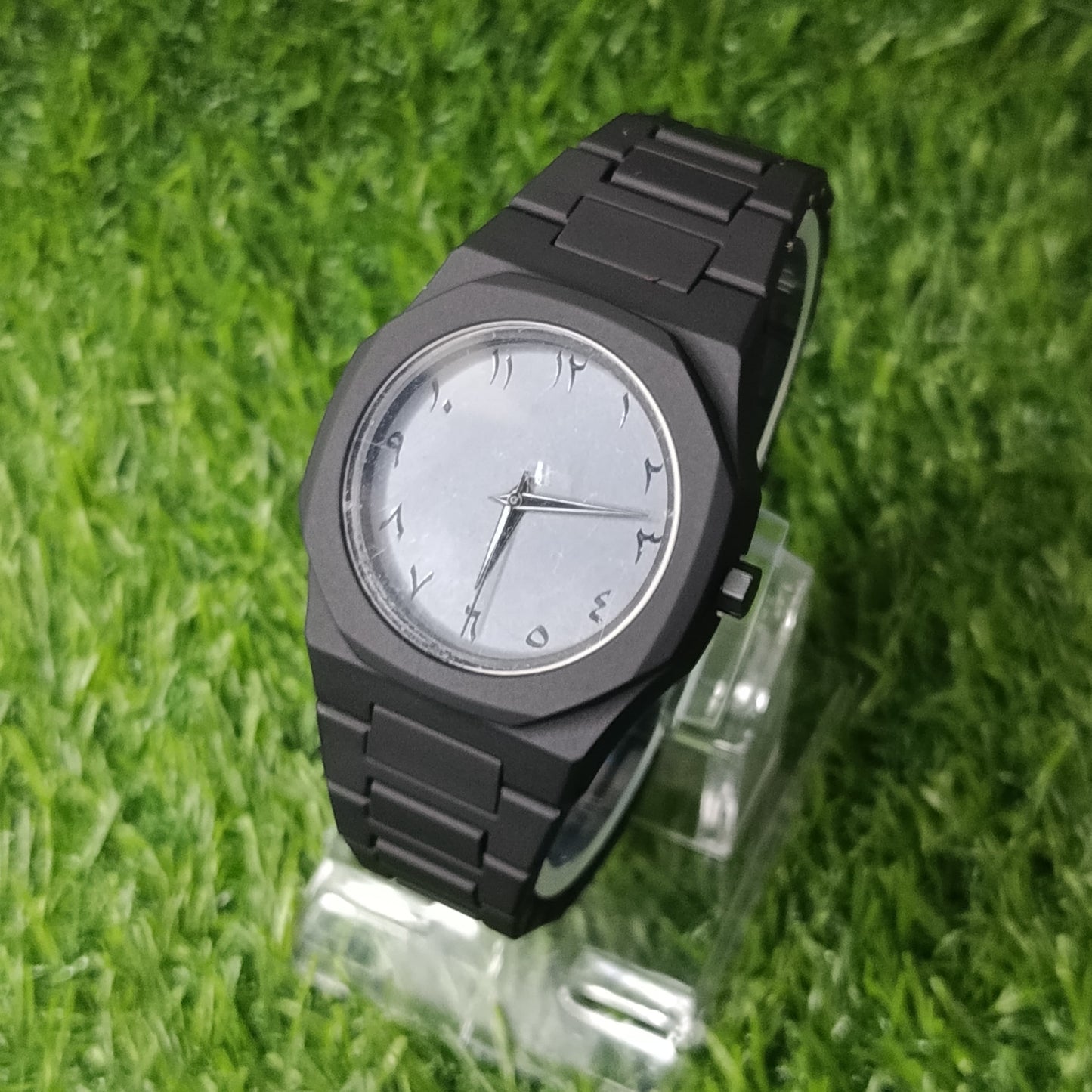 Black Aura Arabic Watch